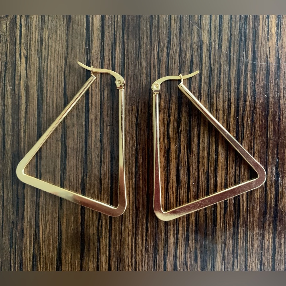 ❤️ Stainless Steel Earrings - Gold tone -